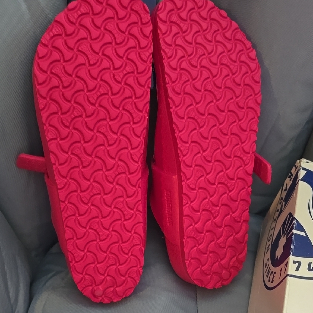 Birkenstock Kids Hot Pink Sandals - Picture 2 of 3
